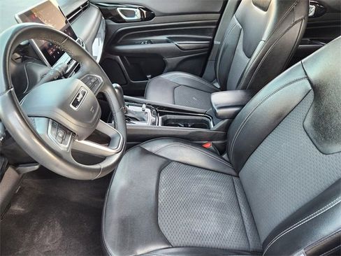 Certified 2023 Jeep Compass Altitude image 12