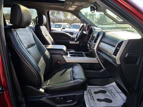 Used 2019 Ford F250 Lariat w/ Lariat Ultimate Package image 14