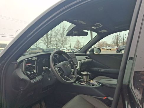 Used 2025 Lexus TX 350 AWD w/ Technology Package image 3