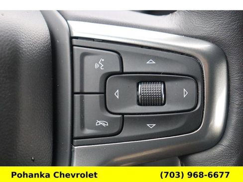 Used 2022 Chevrolet Suburban Premier image 12