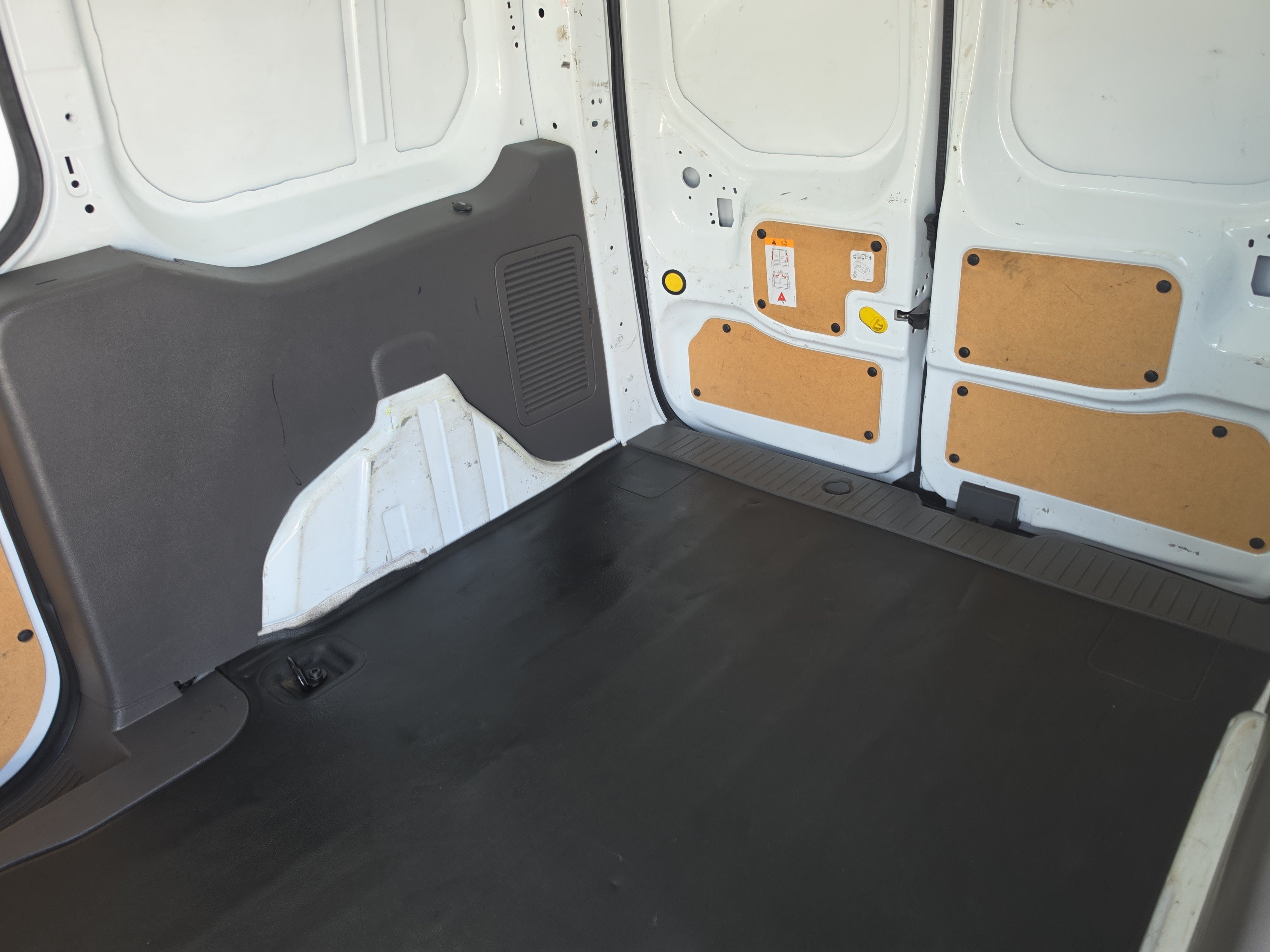 Used 2022 Ford Transit Connect XL w/ CNG/LPG Engine Prep Package FWD image 9
