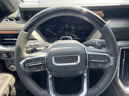 New 2026 GMC Yukon Denali w/ Advanced Technology Package AWD/4WD image 23