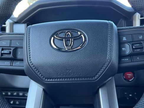 New 2026 Toyota Sequoia Platinum AWD/4WD image 32