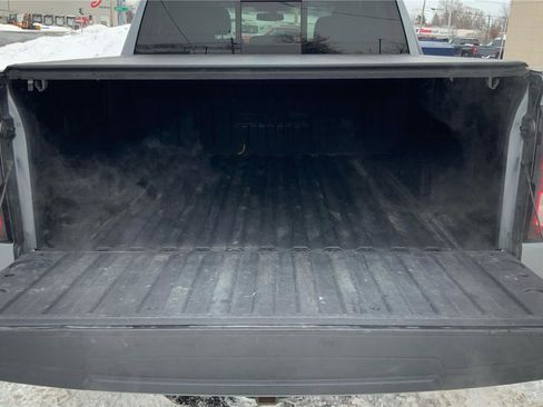 Used 2020 GMC Sierra 1500 SLE w/ X31 Off-Road Package image 7