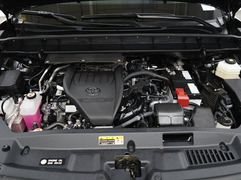 Used 2025 Toyota Highlander XSE AWD/4WD image 34