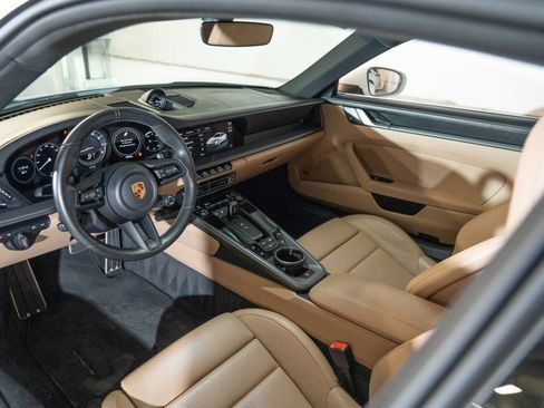 Certified 2022 Porsche 911 Carrera 4S AWD/4WD image 4