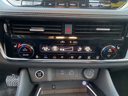 Used 2023 Nissan Rogue Platinum w/ Platinum Premium Package image 28