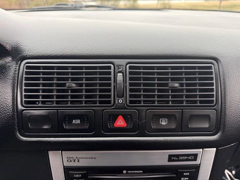 Used 2003 Volkswagen Golf 20th Anniversary image 38