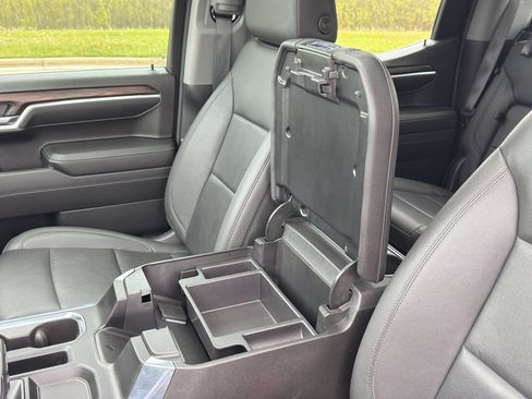Used 2024 GMC Sierra 1500 SLT w/ SLT Premium Plus Package AWD/4WD image 20