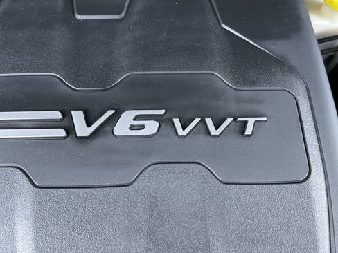 Used 2019 Jeep Cherokee Trailhawk w/ Cold Weather Group AWD/4WD image 30