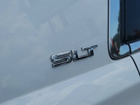 Used 2020 GMC Yukon SLT w/ Premium Edition RWD image 6