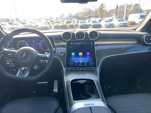 Used 2025 Mercedes-Benz GLC 43 AMG 4MATIC image 30