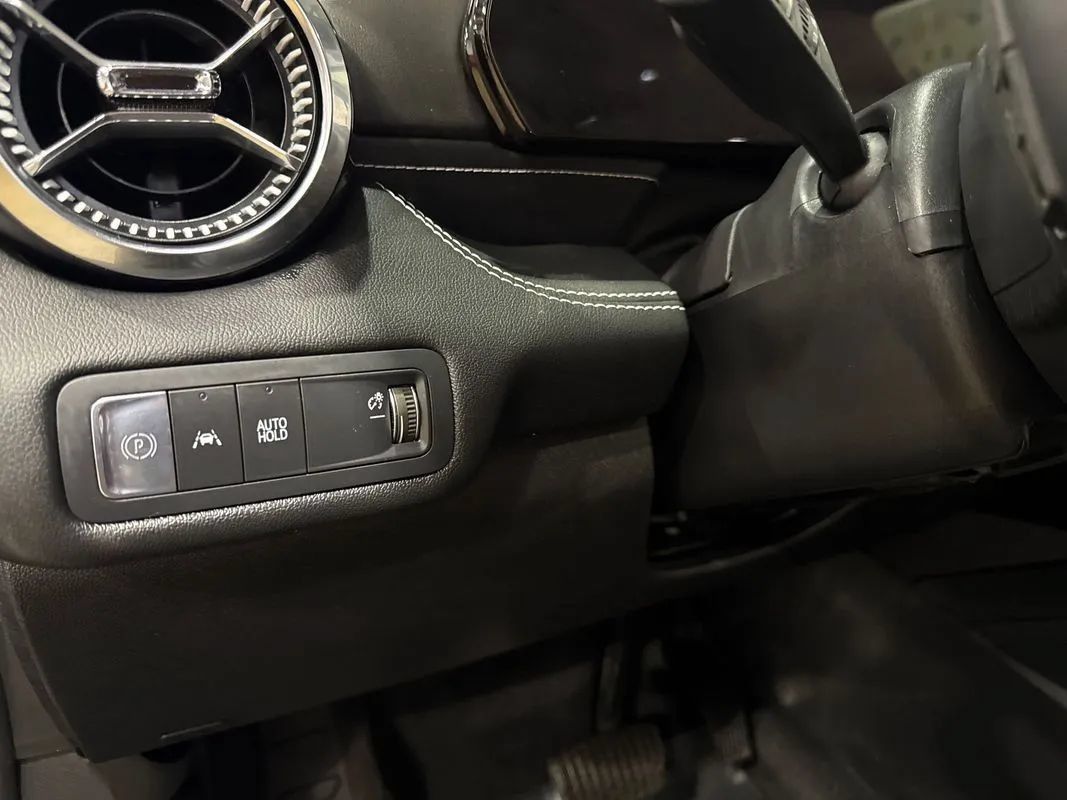 Used 2024 Chevrolet Blazer EV LT AWD/4WD image 88