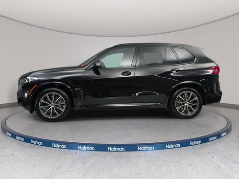 New 2026 BMW X5 xDrive50e w/ Executive Package image 8
