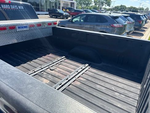 Used 2007 Chevrolet Silverado 3500 LT AWD/4WD image 11