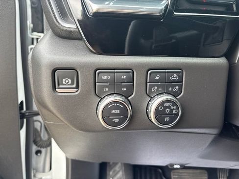 Used 2025 GMC Sierra 1500 SLT w/ SLT Premium Package AWD/4WD image 11