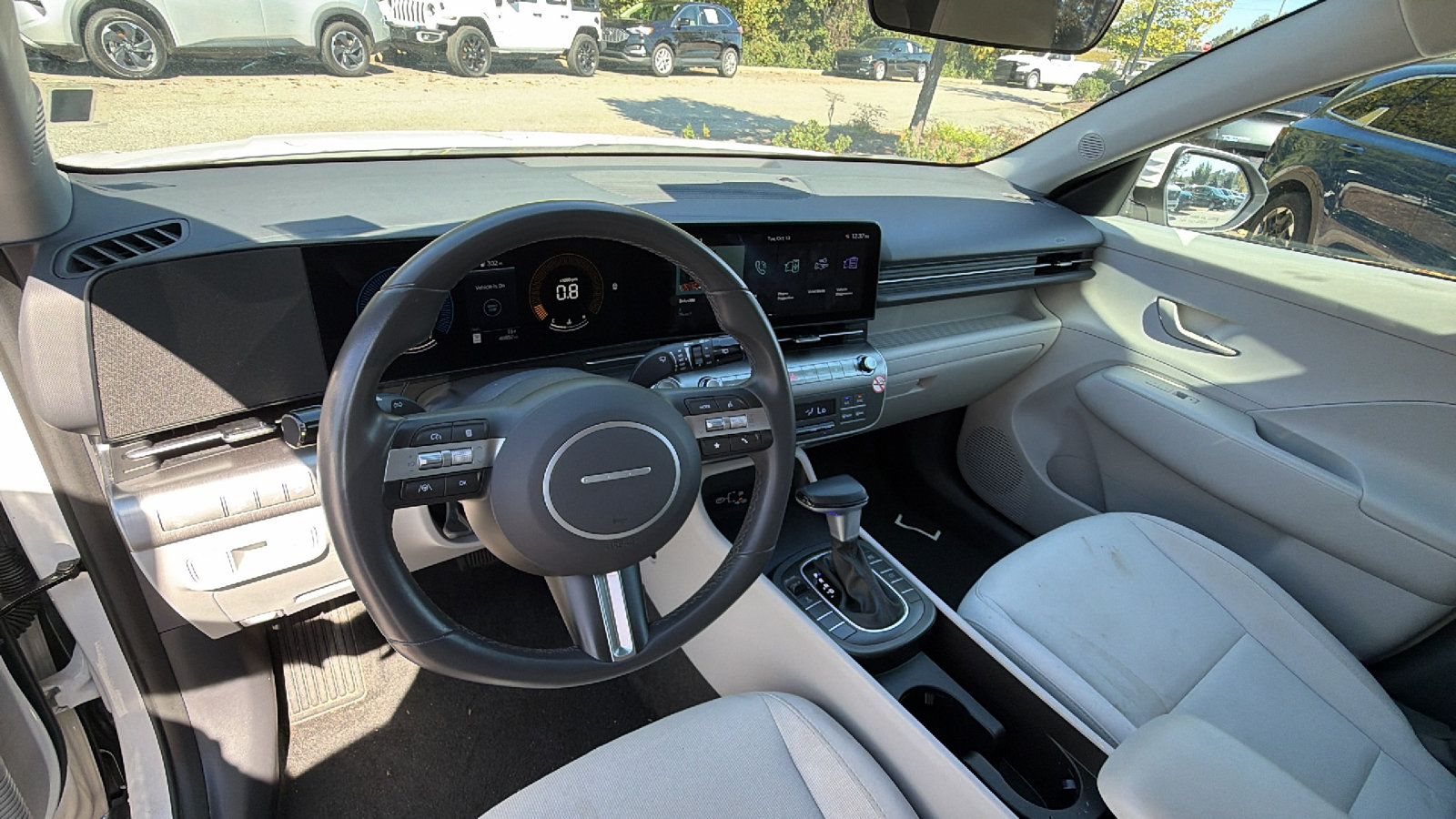 Used 2025 Hyundai Kona SEL AWD/4WD image 24
