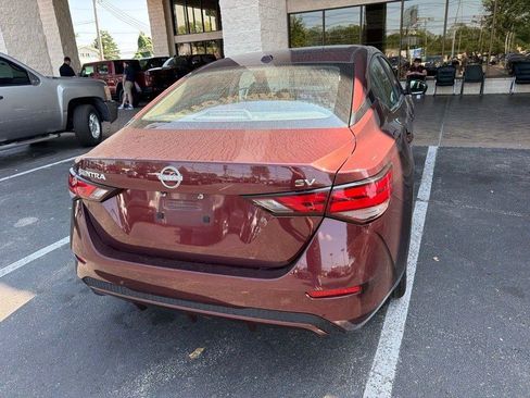 Used 2024 Nissan Sentra SV FWD image 5