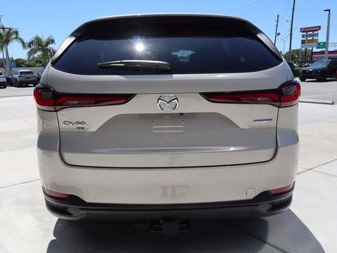 Used 2024 MAZDA CX-90 Plug-In Hybrid w/ Preferred AWD/4WD image 5