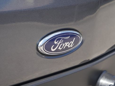 Certified 2022 Ford Transit 350 XLT AWD/4WD image 24