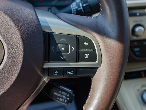 Used 2018 Lexus ES 350 w/ Premier Package FWD image 25