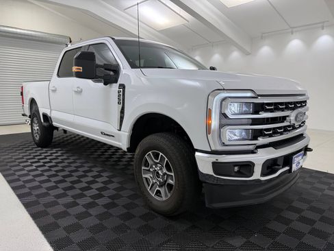 Used 2024 Ford F250 Lariat AWD/4WD image 1