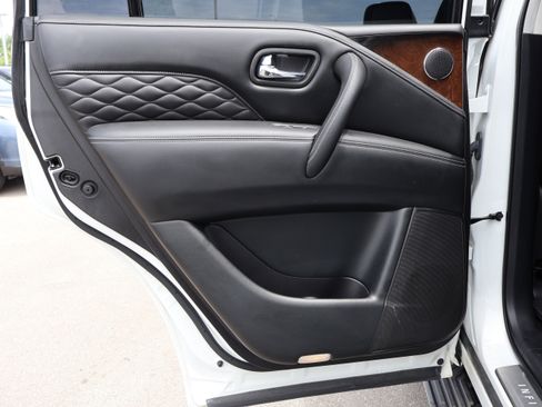 Used 2019 INFINITI QX80 Luxe w/ Proactive Package AWD/4WD image 21