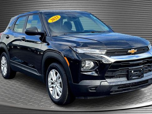 Used 2023 Chevrolet TrailBlazer LS image 1