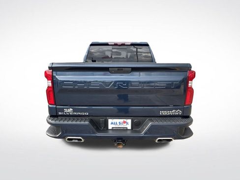 Used 2021 Chevrolet Silverado 1500 High Country w/ Technology Package AWD/4WD image 8