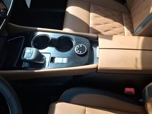 New 2026 Nissan Rogue Platinum image 16