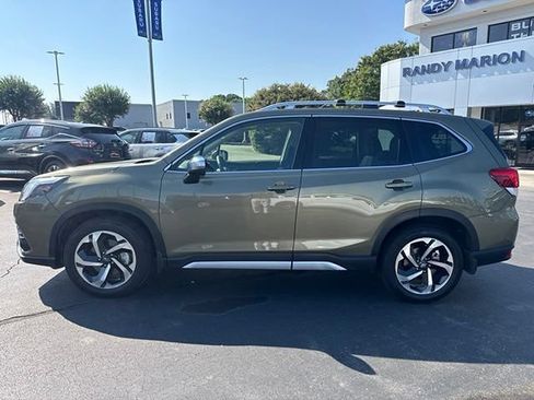 Used 2023 Subaru Forester Touring AWD/4WD image 2