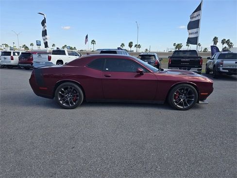 Used 2021 Dodge Challenger R/T Scat Pack w/ Scat Pack Stripe image 4