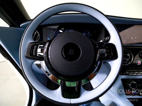 Used 2025 Rolls-Royce Spectre w/ Spectre Enhancement Package image 15