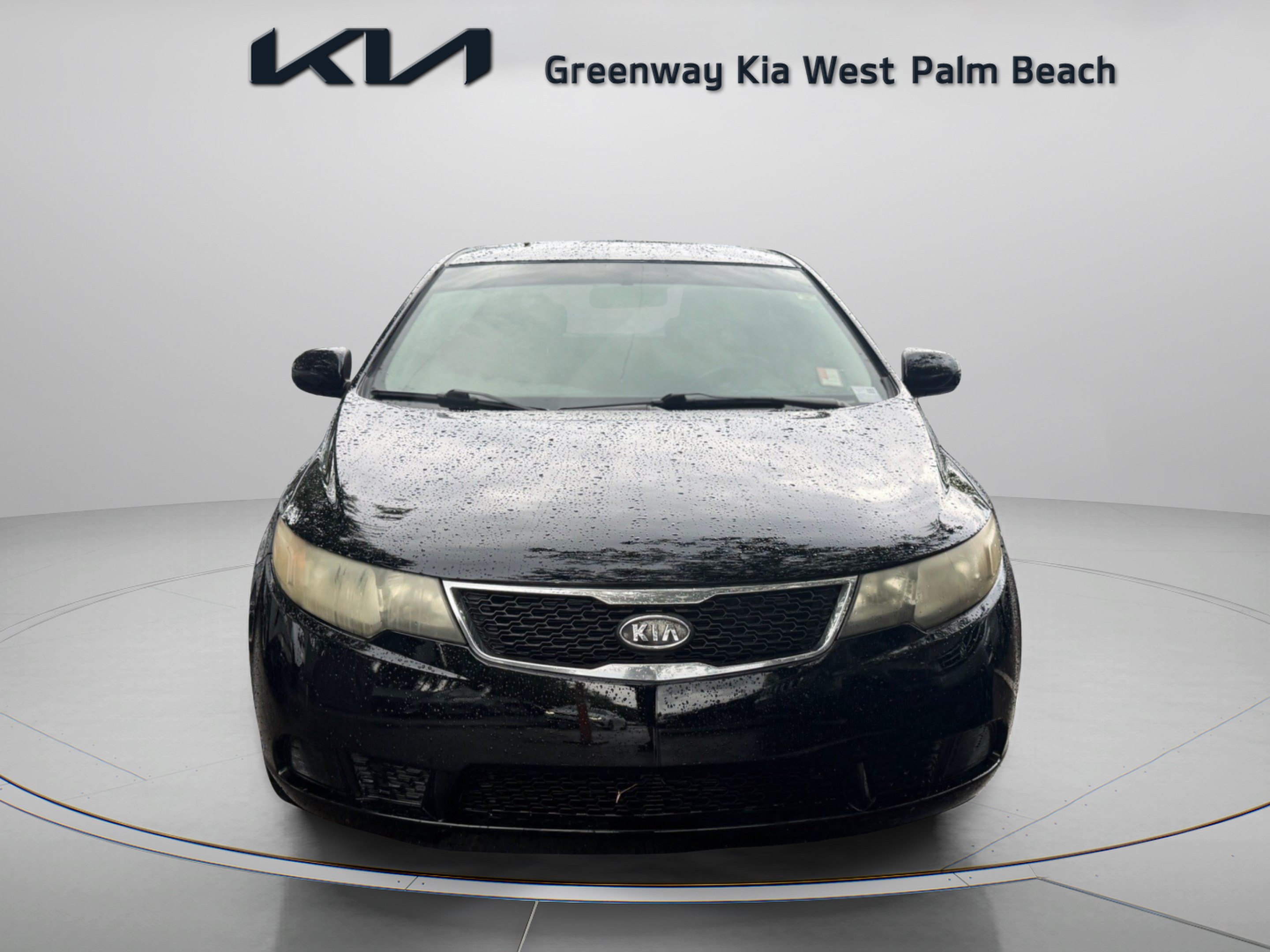 Used 2011 Kia Forte LX FWD image 2