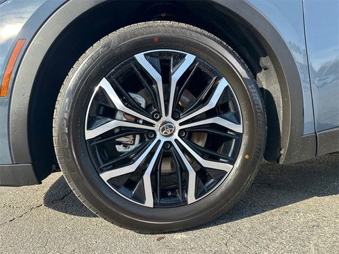 Used 2026 Toyota Crown XLE image 12