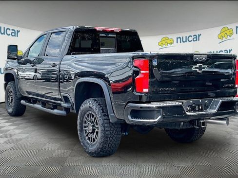 New 2026 Chevrolet Silverado 2500 ZR2 AWD/4WD image 5