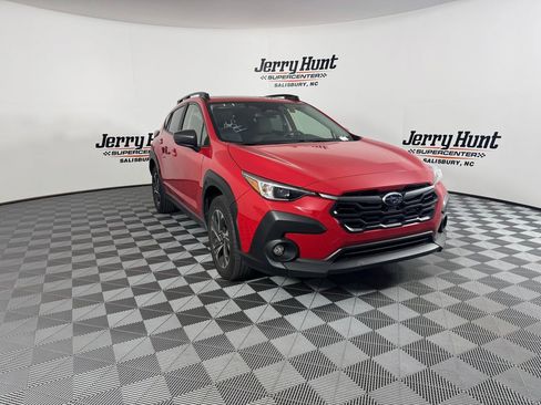 Used 2024 Subaru Crosstrek 2.0i Premium image 8