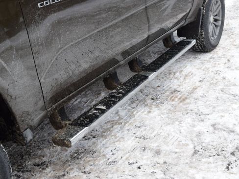 Used 2023 Chevrolet Colorado LT w/ LT Convenience Package II image 14