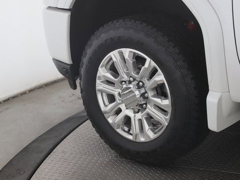 Used 2022 GMC Sierra 2500 Denali w/ Denali Ultimate Package image 13