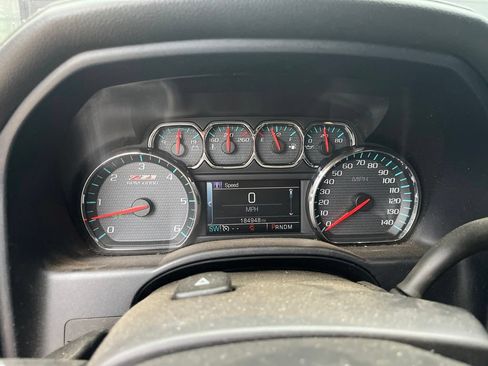 Used 2016 Chevrolet Silverado 1500 LTZ Z71 w/ LTZ Plus Package AWD/4WD image 13