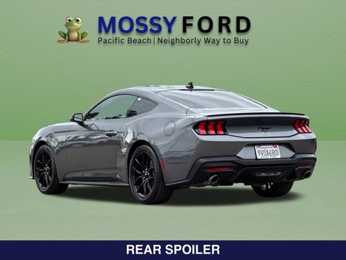 Used 2025 Ford Mustang Coupe RWD image 8