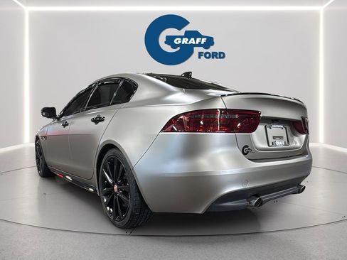 Used 2017 Jaguar XE R-Sport image 3