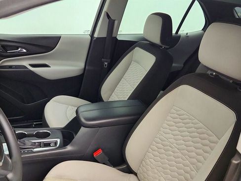 Used 2019 Chevrolet Equinox LS FWD image 20