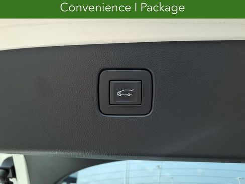 Certified 2024 Buick Envista Sport Touring w/ Convenience I Package FWD image 18