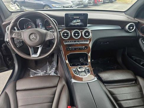 Used 2018 Mercedes-Benz GLC 300 4MATIC image 20
