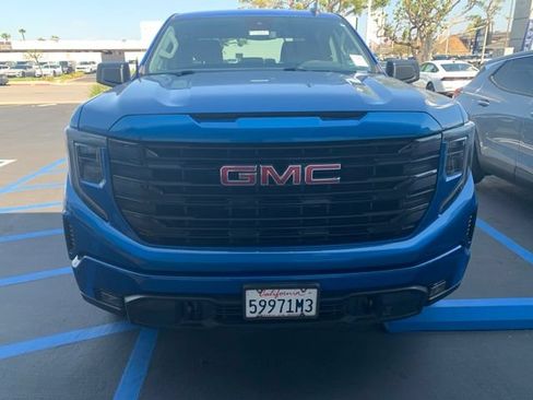 Used 2022 GMC Sierra 1500 Elevation w/ X31 Off-Road Package AWD/4WD image 6