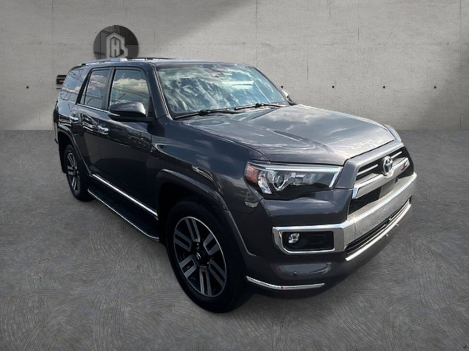 Used 2022 Toyota 4Runner Limited AWD/4WD image 4