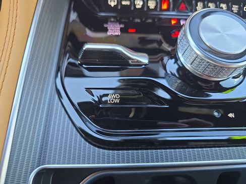 New 2026 Jeep Grand Wagoneer Summit AWD/4WD image 22