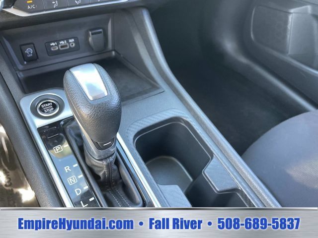 Used 2024 Nissan Sentra SV FWD image 25