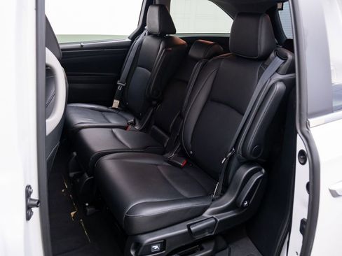 Certified 2024 Honda Odyssey EX-L image 15